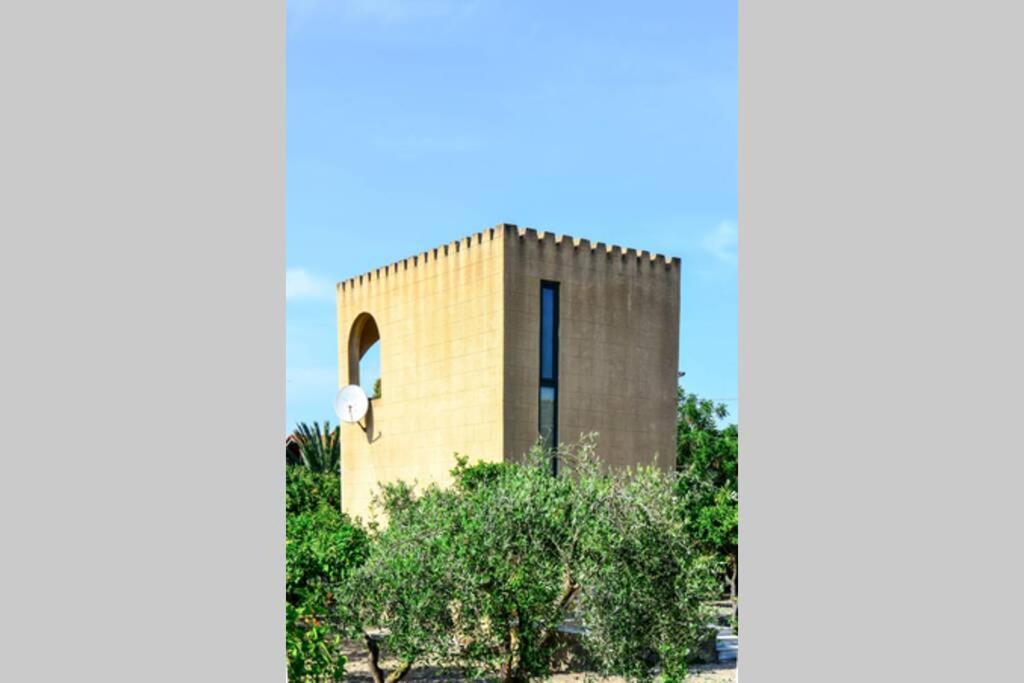 The Tower With The Orange Tree Garden Villa Ialysos  Ngoại thất bức ảnh